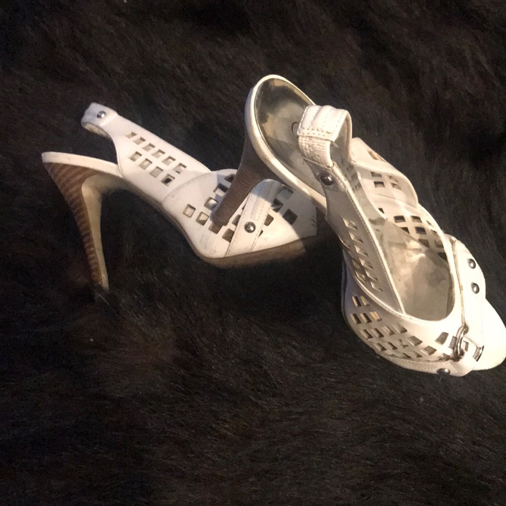 Guess stiletto high heel shoes